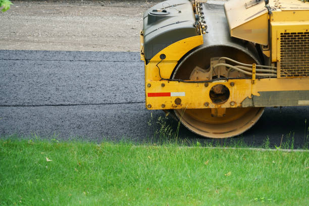 Best Permeable Paver Driveway  in Simpsonville, KY