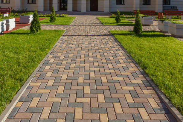 Best Professional Driveway Pavers  in Simpsonville, KY